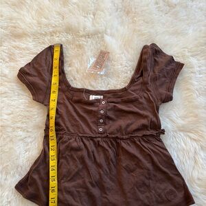 NWT ANTHRO BDG Chocolate Brown Buttoned cap sleeve top
